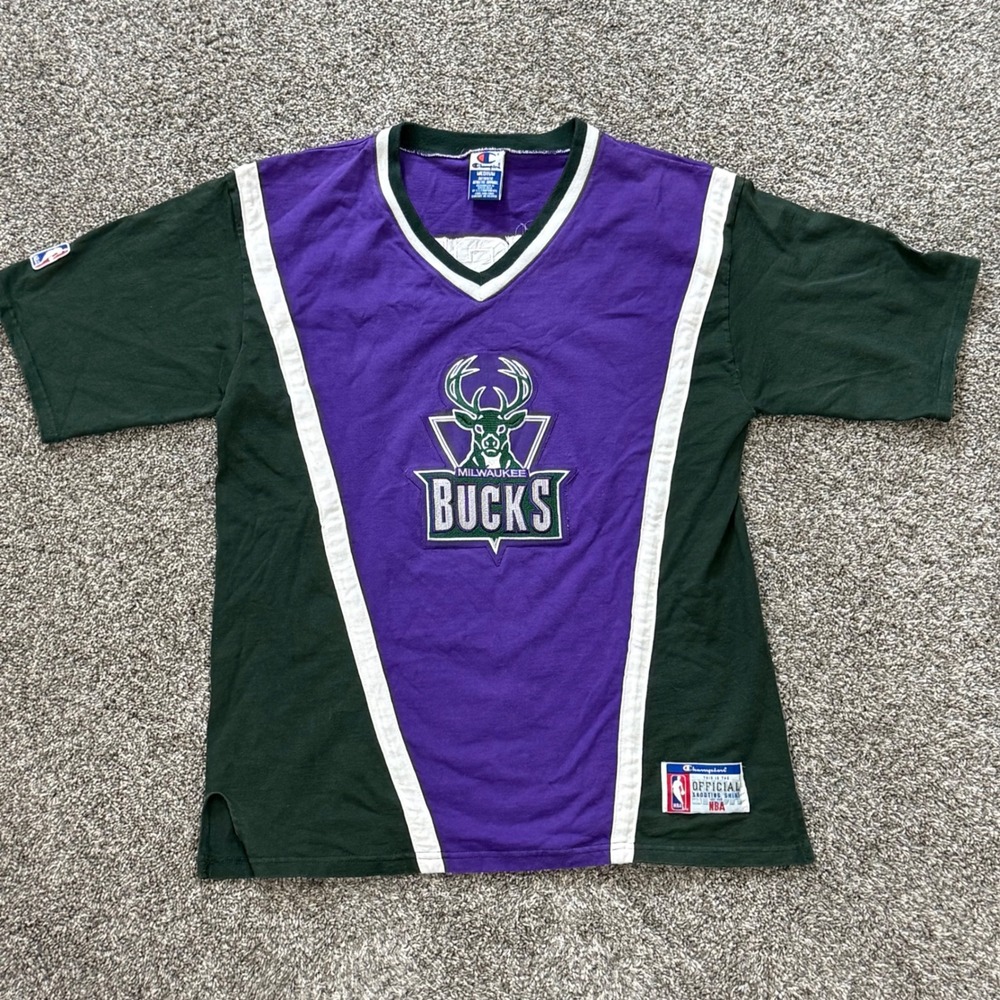 Vintage 90s Milwaukee Bucks Champion NBA Shooting Shirt Purple Mens M Retro